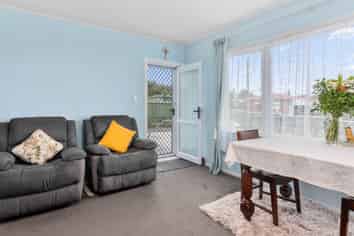 8 Spencer Street, Western Heights