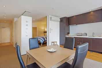 27/269 Wakefield Quay, Stepneyville