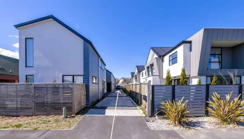 1/44 Brockworth Place, Riccarton