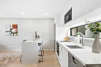 38 Koro Lane, Mangere Bridge