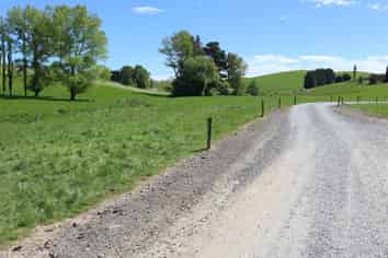 428 Wairuna Settlement Road, Clinton and Surrounds