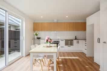 B/243 South Road, Caversham