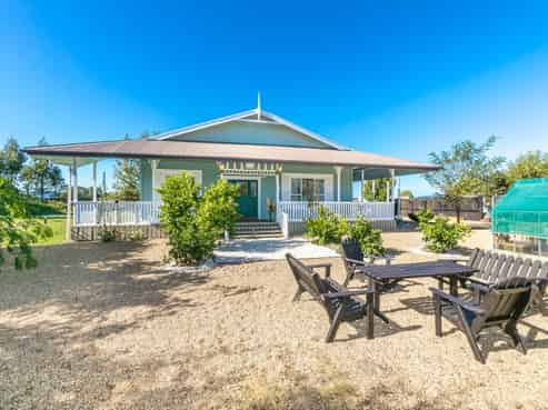 1024 Alexandra Road, Manawaru