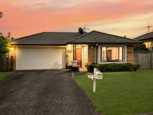 10 Ironstone Place, Randwick Park