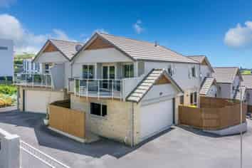 2/20 Ruakiwi Road, Hamilton Lake