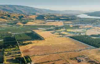  River Terrace, Cromwell