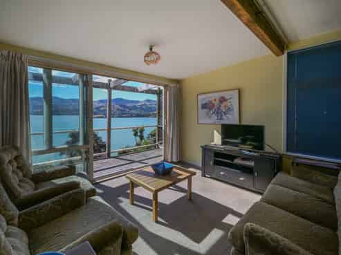 38 Kotare Lane, Takamatua