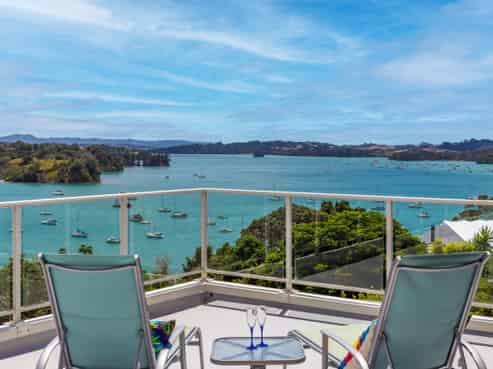 11 Barr Road, Mahurangi West