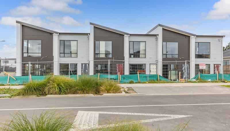 1-14/5 Lumbarda Drive, 