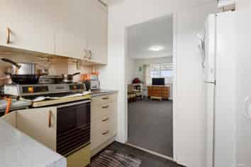 2/27 Range View Road, Mount Albert