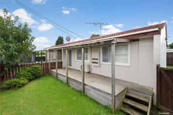 2/27 Range View Road, Mount Albert