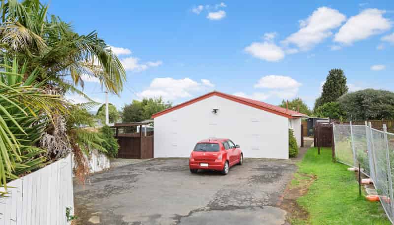 2/27 Range View Road, Mount Albert