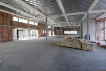 Up Market Retail and Offices: Now Leasing