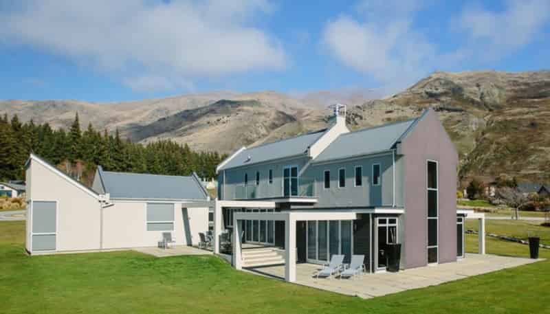 8 Elderberry Crescent, Wanaka