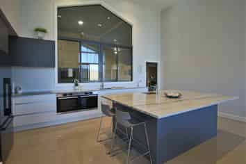 211 McArthur Road, Alexandra