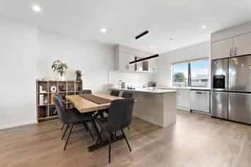 13 Houkura Way, Mount Albert