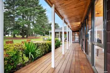 10 Seneca Court, Golflands