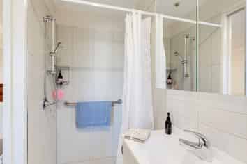 SA122/49 Covent Drive, Stoke