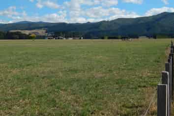  Watersons Line, Carterton