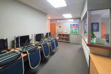 'White House' office space