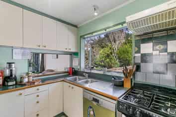 59 Montgomery Avenue, Karori