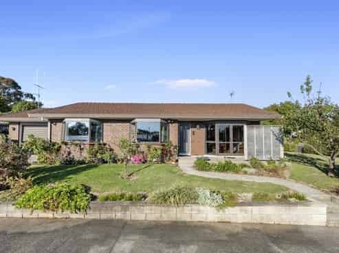 25 Cromwell Drive, Fitzroy