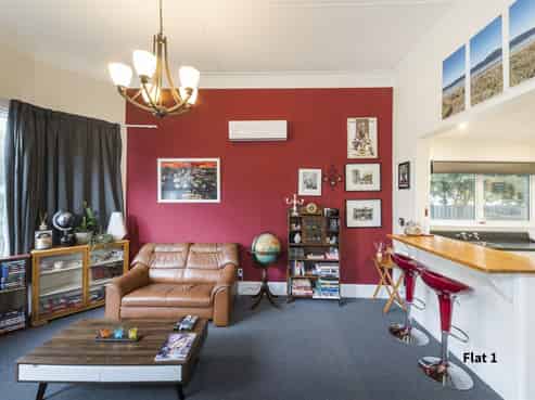 12 Worcester Street, West End