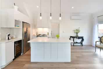 2 Pinecrest Drive, Gulf Harbour