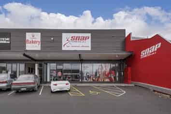 Constellation Drive Retail for Lease