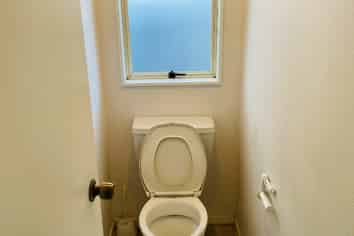 2/79 Barbados Drive, Unsworth Heights