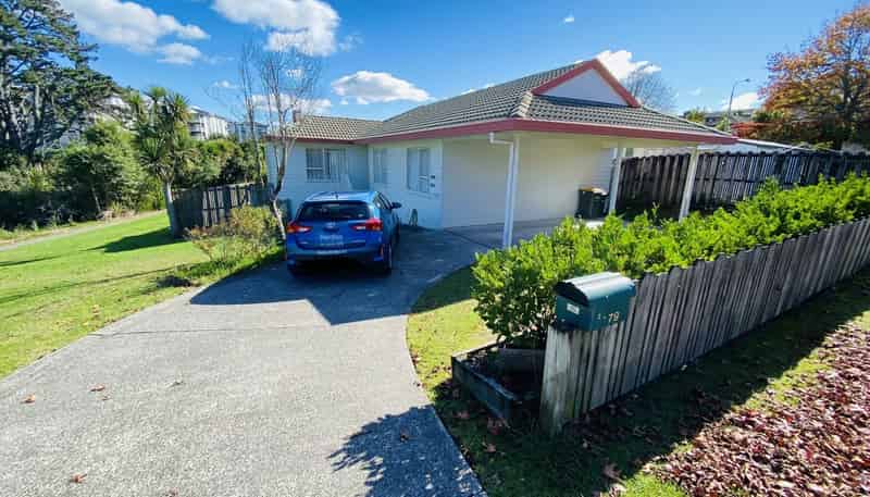 2/79 Barbados Drive, Unsworth Heights