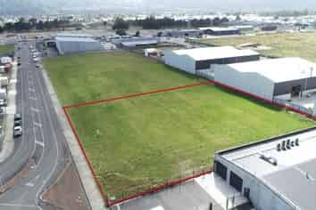 Functional industrial secure yard