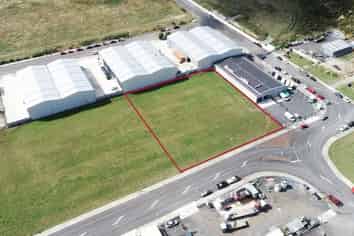 Functional industrial secure yard