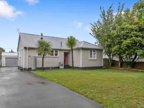 13 Chapman Crescent, Naenae