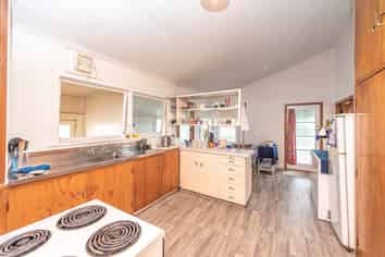 390 Wellington Road, Marton