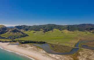 510 & 550 Black Jack Road, Opito Bay