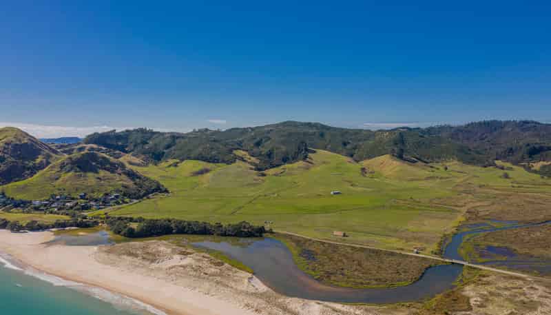 510 & 550 Black Jack Road, Opito Bay