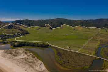 510 & 550 Black Jack Road, Opito Bay