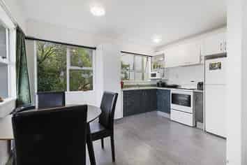 27 Rhine Street, Island Bay