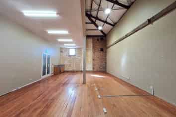 Kingsland Character Studio