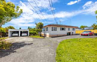 76 Andrew Road, Howick