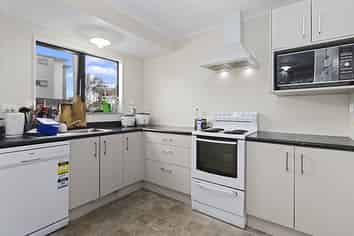 2/50 Helena Road, Hillcrest