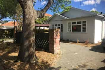 21 Hendon Street, Edgeware