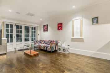 9 Karori Crescent, Orakei