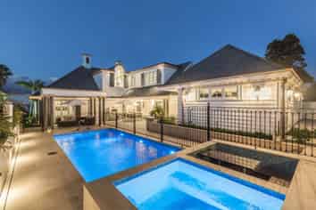 9 Karori Crescent, Orakei