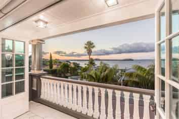 9 Karori Crescent, Orakei