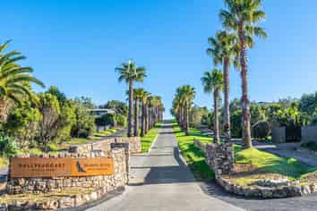 1 Tukere Lane, Onetangi