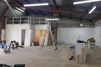 Cost Effective Industrial Unit on Cascades Road