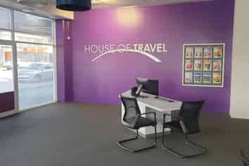 MEGA PROFILE CBD CORNER RETAIL/OFFICE