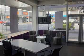 MEGA PROFILE CBD CORNER RETAIL/OFFICE